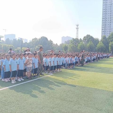 少年展风姿，筑梦新征程——洛龙区太康东路小学2023—2024学年国防教育结营仪式
