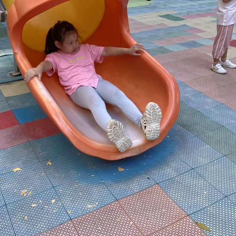 幼儿园大二班一周成长记录