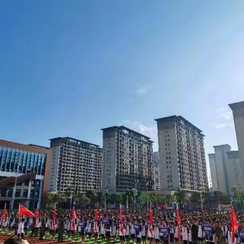 军训结营展英姿，少年锋芒燃壮志 ———长郡麓谷2305班军训结营圆满成功