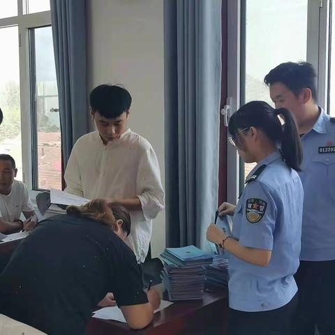 艾山街道联合派出所召开防范电信网络诈骗及常态化扫黑除恶工作培训会