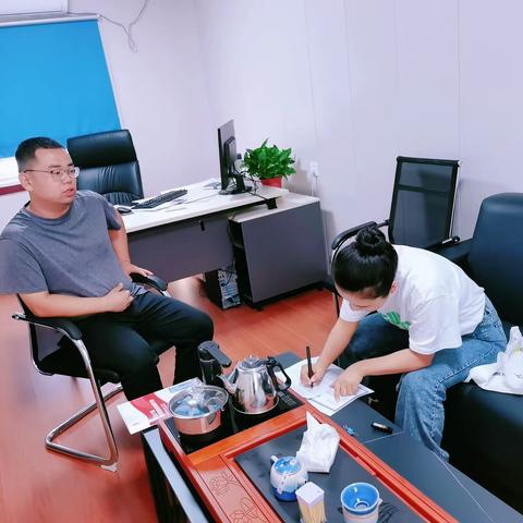 经济普查尽全力，发展经济广受益，高新区集贤园第五次全国经济工作有序进行中