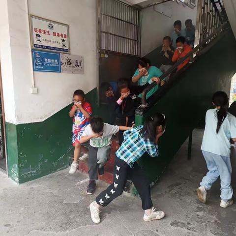 防患于未“燃”，春云学校开展消防安全演练，