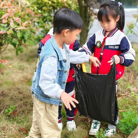 “劳”快乐，“勤”汗水 ———瓮安县第六幼儿园 大三班“五一劳动节” 教育实践活动