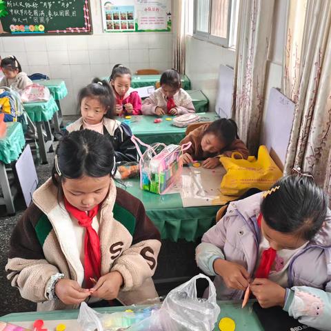 低段手工社团彩泥披萨制作课程活动简讯