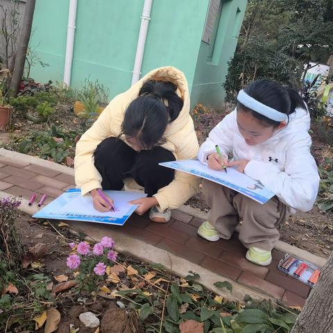 居民共建共治共享 德裕家园第一社区开展“妙笔生花 乐绘童年”绘画活动