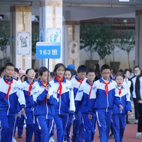 大理州实验小学2024年冬季运动会163班精彩瞬间