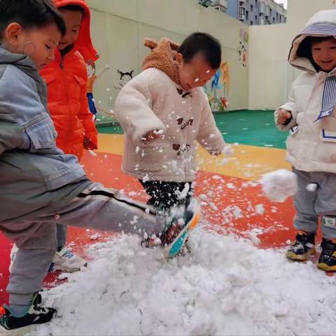 【实验幼儿园二分园小二班】 【冬爷爷来敲门】——实验幼儿园二分园小二班主题活动