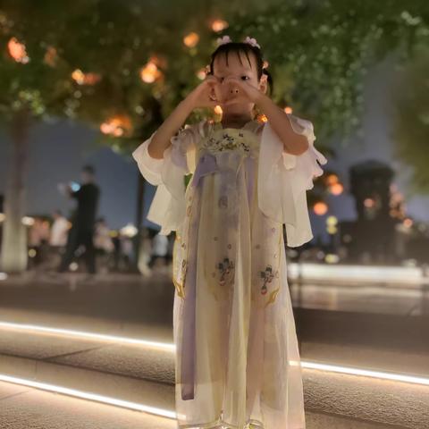 王欣冉，送给老师一首诗