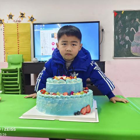 陈思宁宝贝生日快乐🎂！