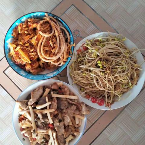 欧阳静 电商3班