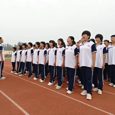 培祖国栋梁 育阳光少年