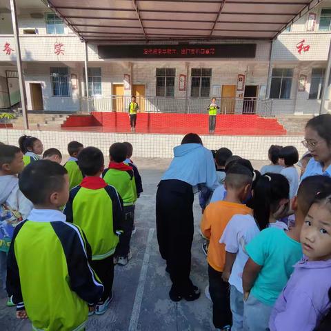 笔墨薪火书新篇，筑梦扬帆新征程——麻城镇田林小学 2025 年秋季开学典礼暨抗战胜利 80 周年纪念活动