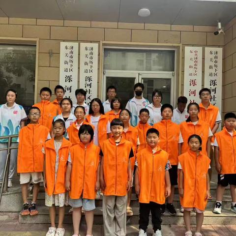 法润历下 护航青苗——泺河社区开展“青春亮剑 扫黑除恶”主题宣传活动