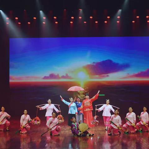 盐田街道老协《疍家红妆》情景剧获得区老年协会2025“悦动盐田 乐享银铃”文艺展演优秀奖