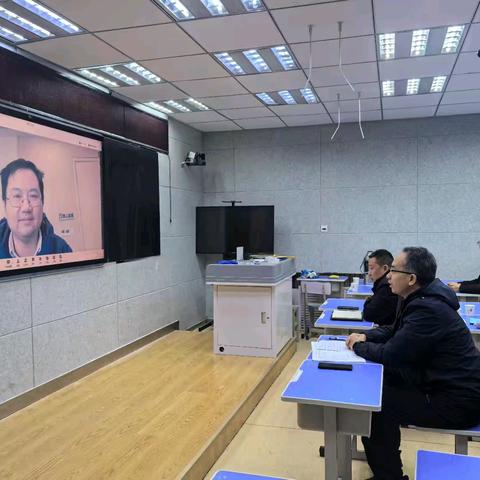 “活学活用”教学范式课堂实施研究 ——扬州市邗江区和新源县中小学信息技术名师工作室两地信息科技教师交流活动