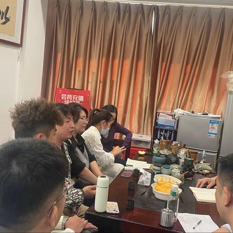 余杭美容美发业联合工会￼委员会￼ 第二届一次会议在余杭顺利召开