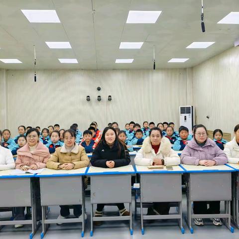 诵中华经典，做国学少年—— 延津县胜利路小学四年级组经典诵读活动