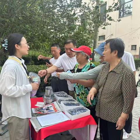 孙村社区暖心行动为老人送“清晰视界”