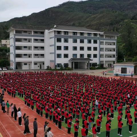 清风拂过丝竹声 奏响校园新乐章 ——禄劝县屏山小学2025葫芦丝、竖笛展演活动纪实