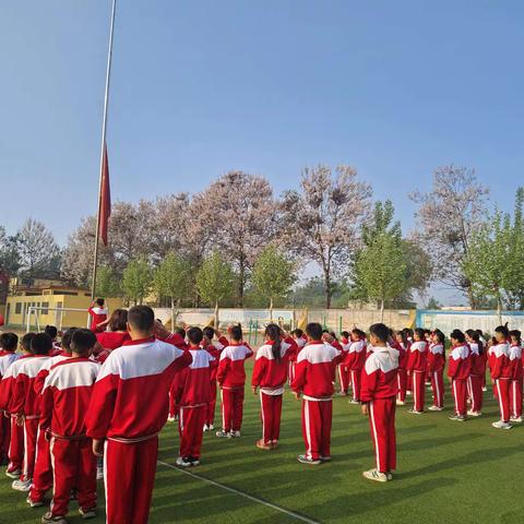 美好的一周，从升国旗开始——小康小学升国旗仪式