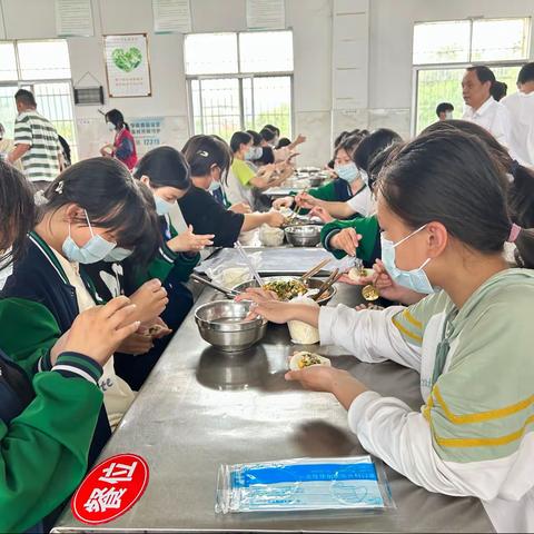 动手包饺子，快乐齐分享，劳动最光荣———夏畈中学特色劳动教育之包饺子