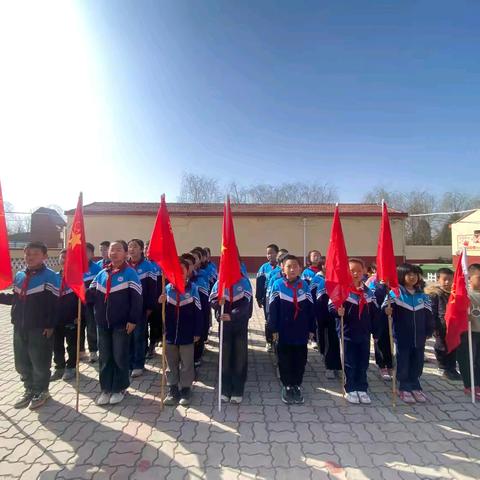 赓续血脉承先烈，守护丰碑铸忠魂——【行走的思政课】西马中心学校清明节活动纪实