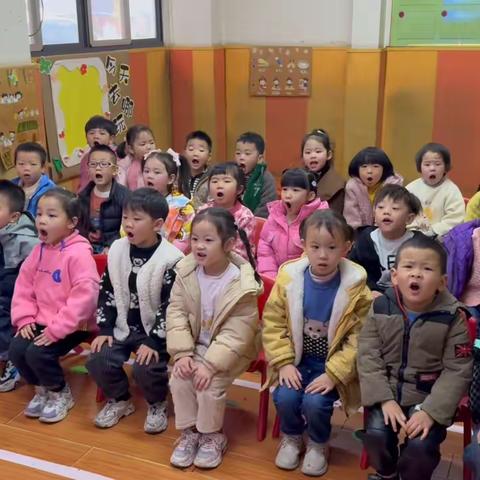 幼儿园的快乐生活——乐贝幼儿园十一周回顾