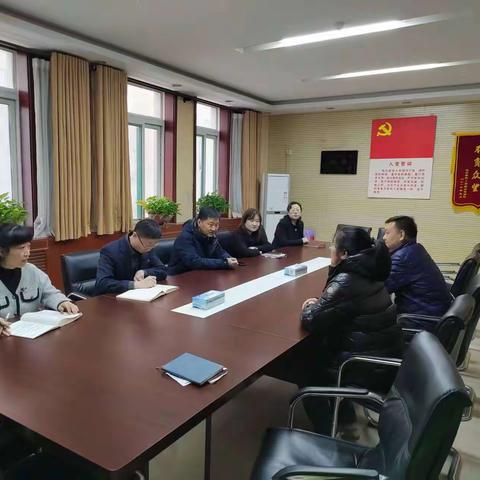 道德街街道召开新进社区工作者见面会