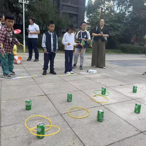 道德街街道绿地新城社区：“益·家”志愿服务“小摊位” 搭建为民服务“大舞台”