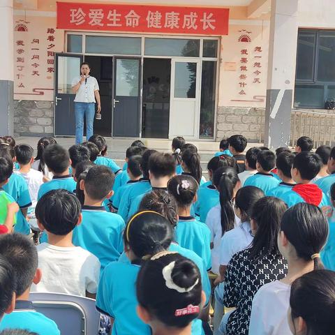 南管头小学同心向党放飞梦想六一儿童节活动纪实