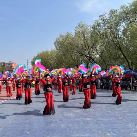 粽情邻里，党群同心过端午