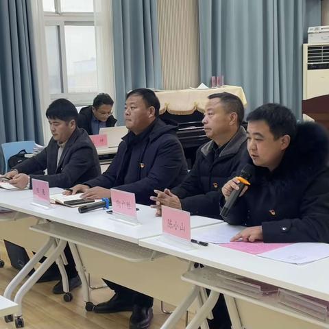 以党建引领德育 以论坛促进发展                      --双桥集镇中心学校党建+班主任德育论坛总结