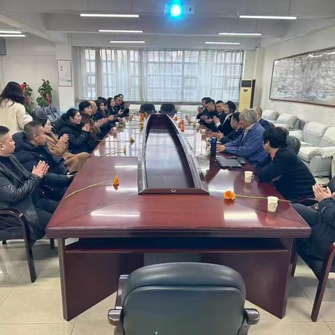 道里区科协组织召开“科普进校园”科技交流座谈会