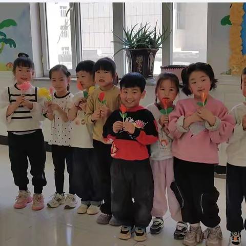 星之梦幼儿园大班“展劳动之美，育劳动之乐”的五一劳动节系列活动