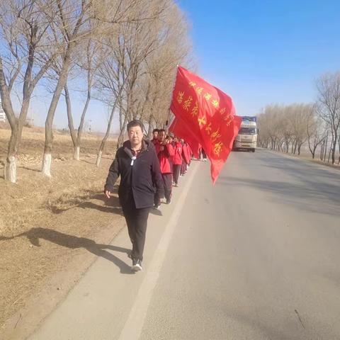 扬先烈精神 颂爱国情怀——清明节主题党日活动