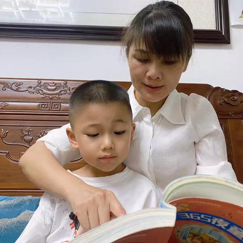 来宾市城南第二幼儿园“童语同音·悦读分享”妈妈故事会——经典故事系列之《夸父逐日》（第九十一期）