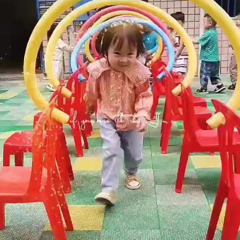 爱上幼儿园，快乐每一天