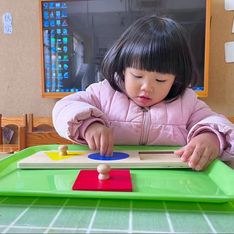 👶👧孩子的变化如同树苗一样🌱 通过不断重复练习的操作 不仅有利于“枝叶”成长🌿 更有利于“根系”的稳固扎根🌳