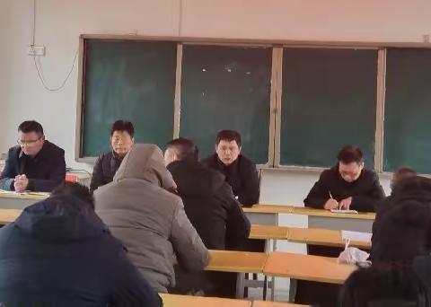 双庙中心学校慰问困难退休老教师