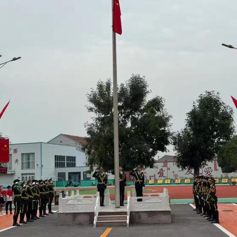 “感恩师长恩泽，传承文化薪火”​—阳信县实验小学升旗仪式