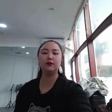 あ 拽丫头〤的简篇