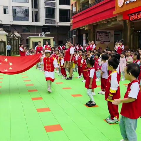 汇富宝贝幼儿园育英二班第四周快乐的幼儿园生活