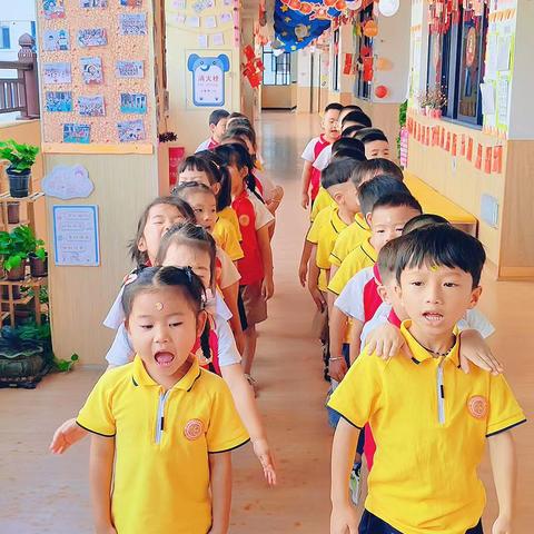 2025年秋季汇富宝贝幼儿园清华二班第六周精彩回顾
