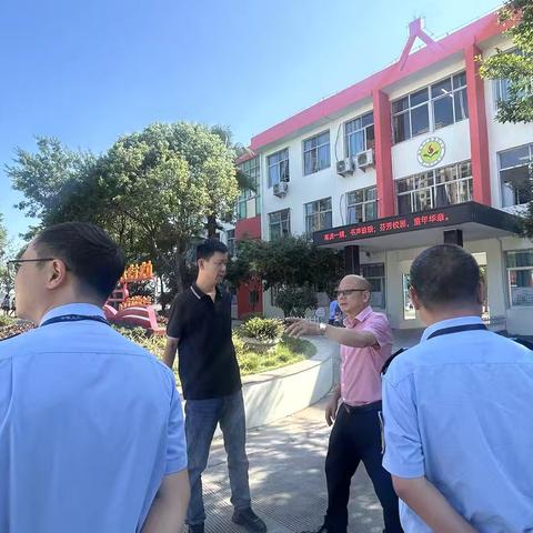 上望街道多部门联合开展校园安全专项督导