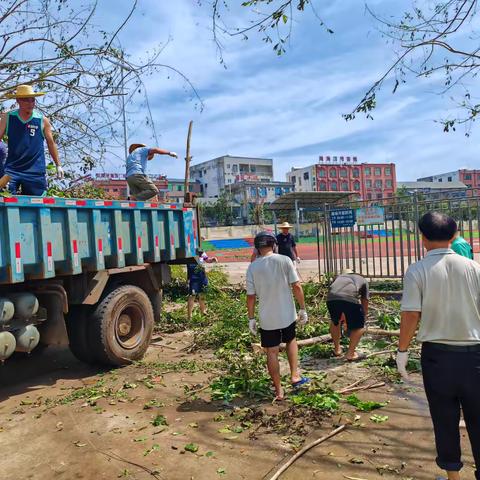 齐心协力，全力以“复”——澄迈县老城初级中学灾后重建清障工作简报