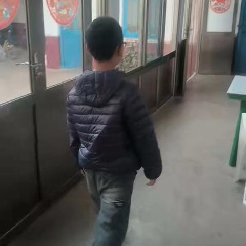 我是“小小测量师”，用脚步丈量家的长度——孩子们的估测实践