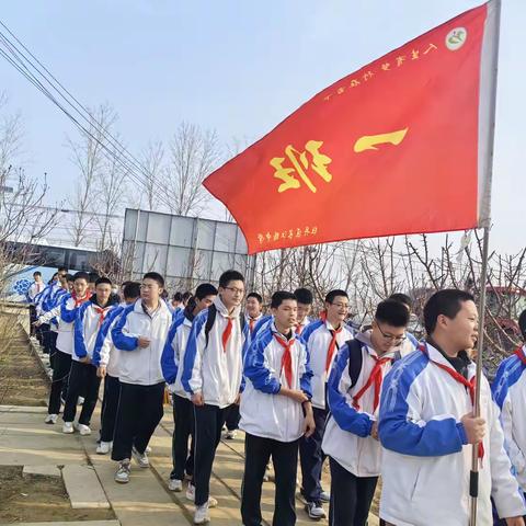 植树节农场研学之旅 初二(1)班用行动守护绿色未来！