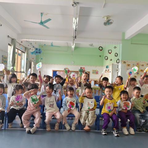 小一班一周精彩回顾：在探索中成长，在快乐中学习