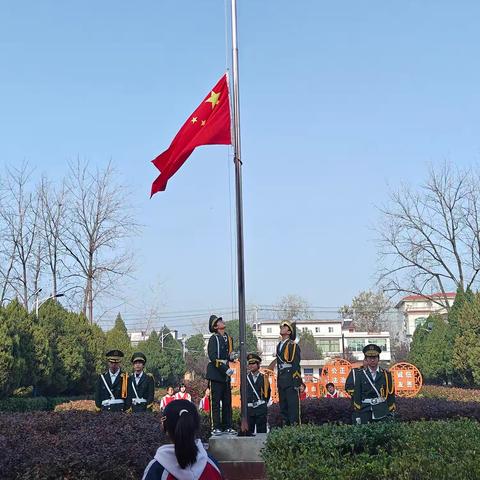 春分润万物，书香伴成长——张庄中学第四周升旗仪式