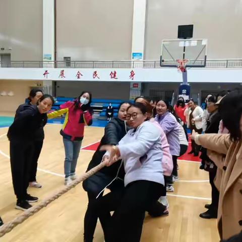 加强学习、提升素质、做魅力女性——维西县民族小学“三.八”妇女节活动